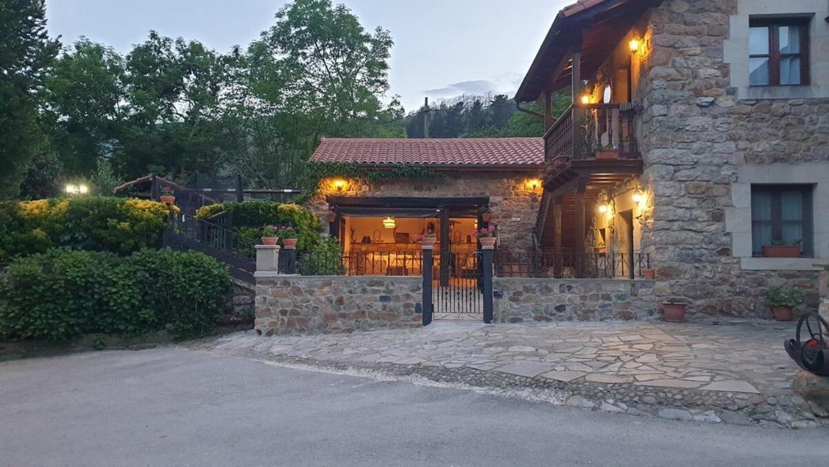 Renedo De Cabuerniga Casa Rural Caborzal מראה חיצוני תמונה