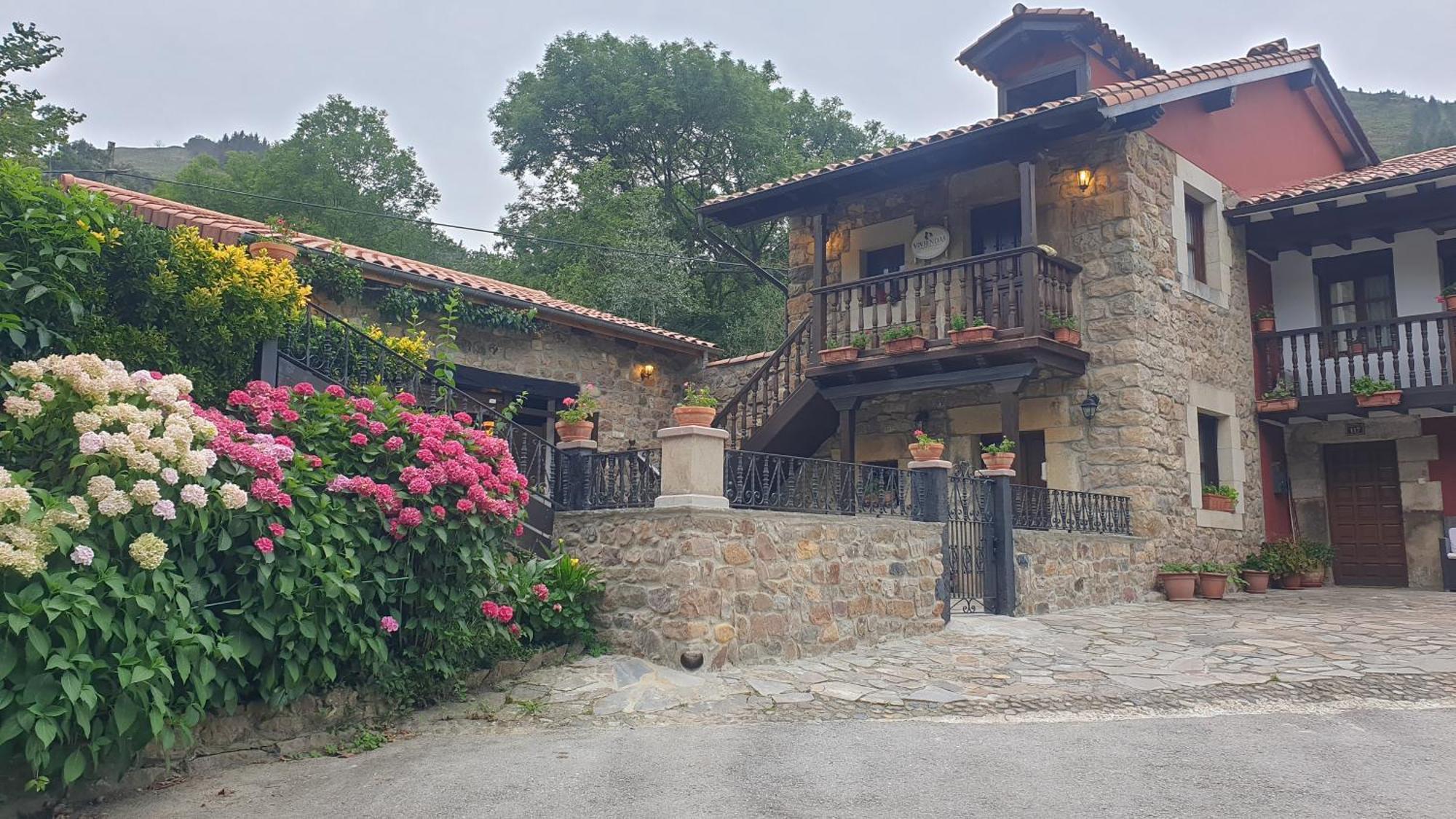 Renedo De Cabuerniga Casa Rural Caborzal מראה חיצוני תמונה